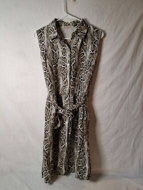 Sleeveless Snake-Print Midi Shirt Dress in Brown and Black